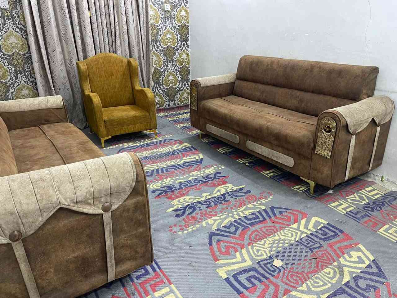 ٧ مقاعد • نضيف • بدون ضرر