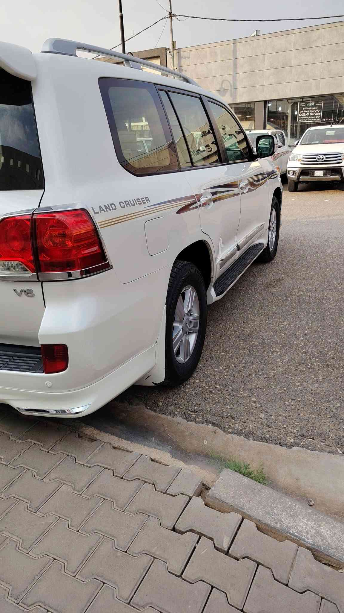 لاندكروز بريم • ٢٠١٣ • رقم بغداد