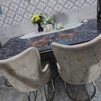 وبركاته  ميز طعام مع 6 كراسي السعر 300 الف  الاتصال على رقم 0770968961...