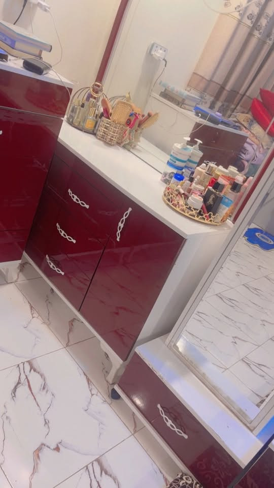 غرفه تركيه 11 قطعه للبيع الي يريدها يتصل ع هذا الرقم***********
