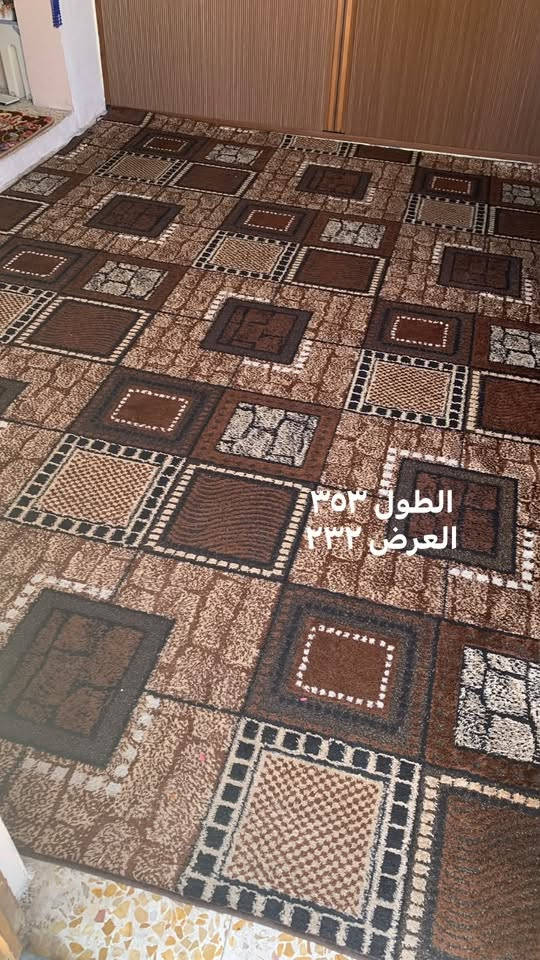 موصل حي صدام
***********

نص مكتوب في الصور:
- الطول ٣٨٤
- العرض ٢٩٠
- السعر ٣٠
- الطول ٣٠٩ العرض ٢٠٠ السعر ب ١٠
- اربع مدات انطاف سعر الوحده ب ٥٠٠٠
- الطول ٣٥٣
- العرض ٢٣٢
- الطول ٣٩٠
- العرض ٢٩٥
- المحفوره نفس الشي وحده جبيره
- والخ اصغر
- ثنتينهم ب ٤٠