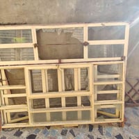 عندي هذا شباك للبيع نظيف  بغداد الشعب   بوب الشام  07732191341
