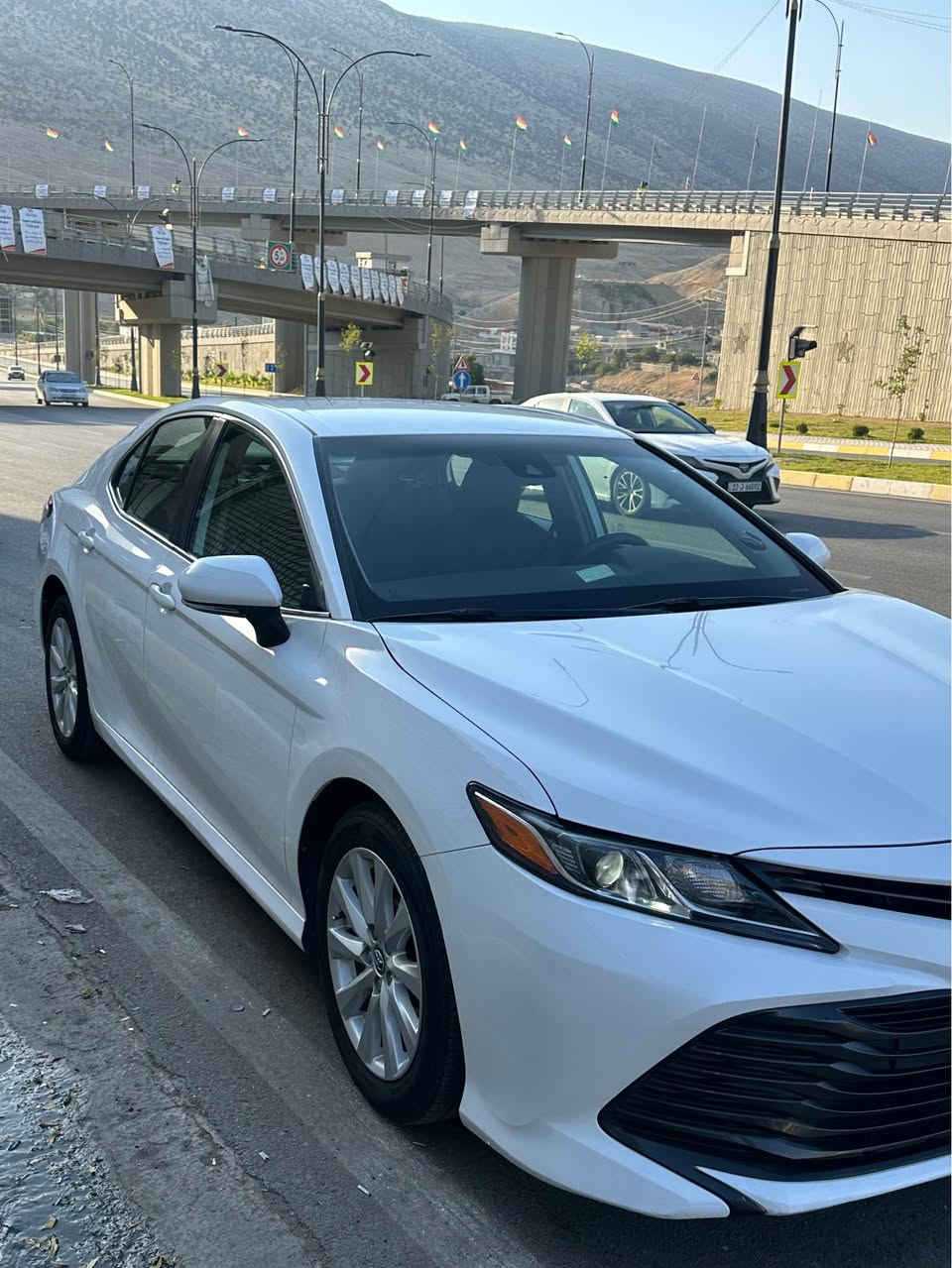Toyota camry 2019 le clean title 
95 هه زار رؤيشتووه 
دعامى بو دعامى به شه رت 
كلين تايتل 
گير و مكينه به شه رت 
رقم و سنوى نوى يه 
سعرى ١٨٨ $ كه ميك مجال 
                        ☎️ *********** أربيل, العراق
