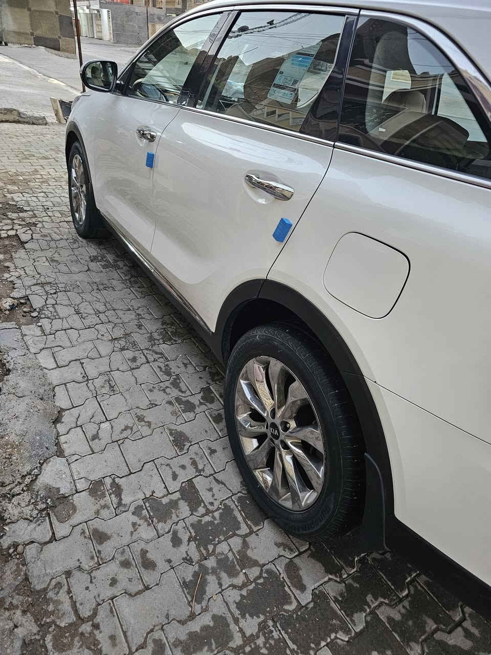 سورنتو موديل ١٩ كامل المواصفات عدا البنرامه فول على أيدي جديده جديده مالة جناي امنة الله ورسوله رقم بغداد بأسمي سنويه ل ٢٩  السعر.    ٢٢٥ وبيها مجال مكاني بغداد المحموديه الاستفسار اتصل *********** (***********... ادمن وافق رحم الله والديك بالجنه
