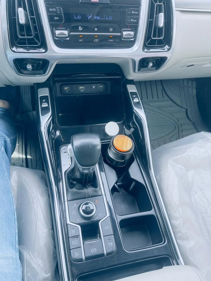 سورنتو امريكي • ٤ سلندر تيربو • ٥٦٠٠٠ ميل
