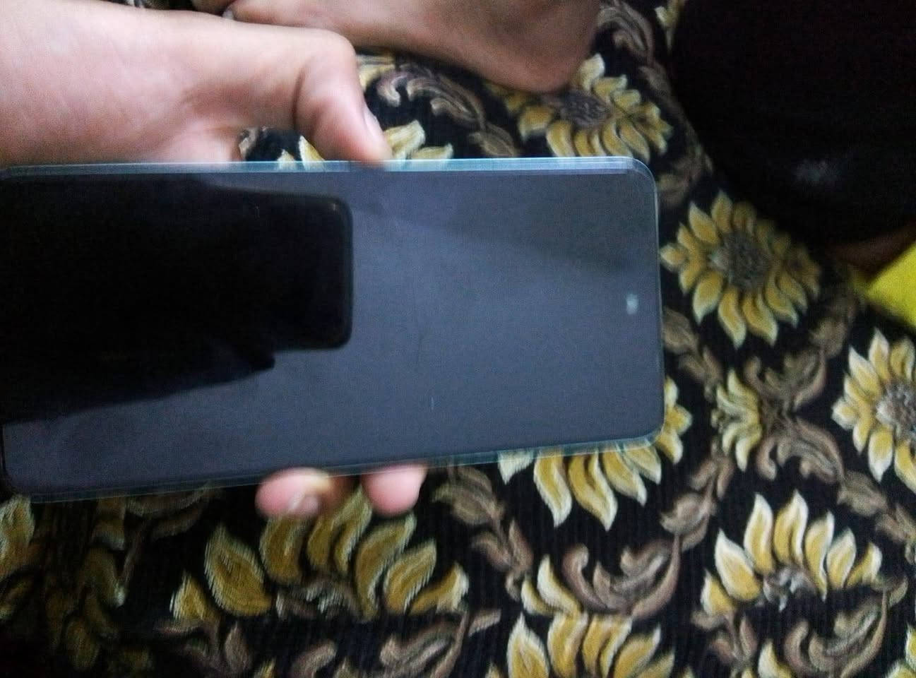سلام عليكم انفنكس سمارت ٨شحن تايب سي مكان ناصريه مركز ***********
