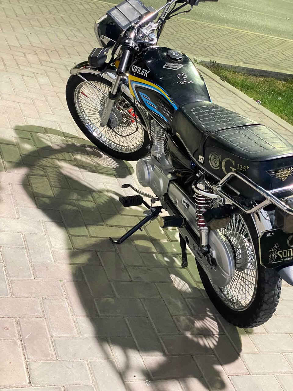 سونلك 2025 بلادي نضيف شوف العين شاشه شغاله يعوزها قاعده لايت فقط واشاره محرك شرط ممفتوح بريكاتها كلها شغاله 700 وبي مجال مكاني تكريت الاربعين 
***********

مباع مباع يولد
