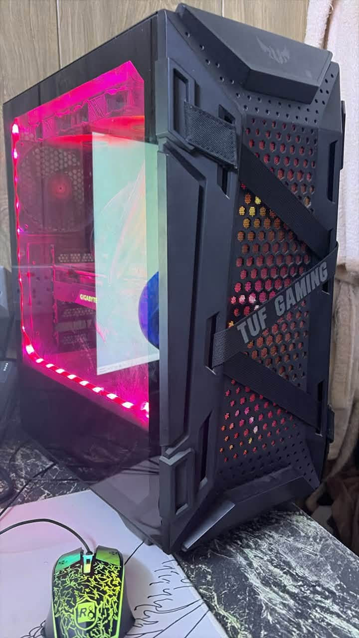 السلام عليكم

بي سي للبيع

المواصفات

Ci7 10700k

Gigabyte 2070 super 8gb

Ram 32gb 3200hz

Samsung m.2 500gb

M.B asus tuf gaming z490

Cooler liquid 280 asus tuf

 Ps fsp 650w

Case asus tuf

مكاني بغداد العبيدي
وياها شاشه 60هيرتز hp شاشه ممتازه وياها ماوس وكيبورد 
ويو بي اس اوف لاين يعني على كد الفصله من تطفى الكهرباء تطفيها   السعر مليون و. 50 قفل 
للتواصل ***********
