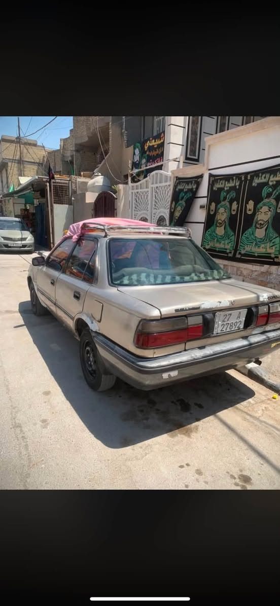 السلام عليكم 
كورلا موديل 1990
كير ومكينه مكفولات كير اوتماتيك
حدادي 80‎%‎
رقم ذي قار انكليزي بـ اسمي مصفره من الغرامات
مكاني بغداد البلديات 
سعر 25$ بيها مجال 
استفسار *********** ممتوفر واتساب
