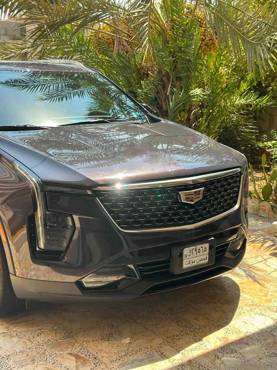 السلام عليكم
كاديلاكXT4 للبيع او مراوس 
فول موصفات 
دخول ذكي اربع بيبان 
جنطه كهربائيه 
بنراما كامل السياره 
تحديد مسار 
قياده ذاتيه 
مثبت سرعه 
وضيعيات قياده 
وضعيات افرود 
شاشه كامله متصله 
اتو هولد 
واتو ستار 
مانع انزالاق 
كشنات تدفئه امامي وخلفي 
مناخ منفصل 
اناره امامي وخلفي لد 

* المحرك: 2.0 لتر تيربو، 4 سلندر.
* الدفع: أمامي FWD أو رباعي AWD 
* نظام Active Fuel Management يساعد على تقليل استهلاك الوقود
______________________
وارد امريكي دخول جديد صور الحادث مرفقه بلمنشور 
رقم الشاصي (1GYFZDR46RF135372)
حادثه ربع الجاملخ الخلفي وربع الصندوك
وخشم البنيد مصلح وصبوغ ربع البنيد 
السعر /240 بيها مجال بسيط 
داخله كتاب شهداء الرقم جاهز وكاله عامه بلسياره 
رقم بغداد
الاستفسار اتصل
***********
مكان السياره بلعماره
