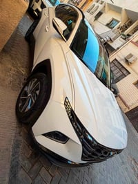 توسان موديل ٢٤ خليجي فول مواصفات ماشية ١٨ الف بيه طخة بسيطة بالجاملغ ا...
