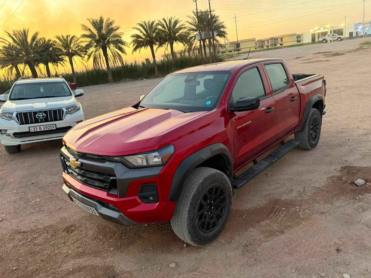 السلام عليكم للبيع السعر 235موديل 2024 محرك 4 ماشيه 16 سياره جديده مكان السياره واسط الزبيديه ***********
