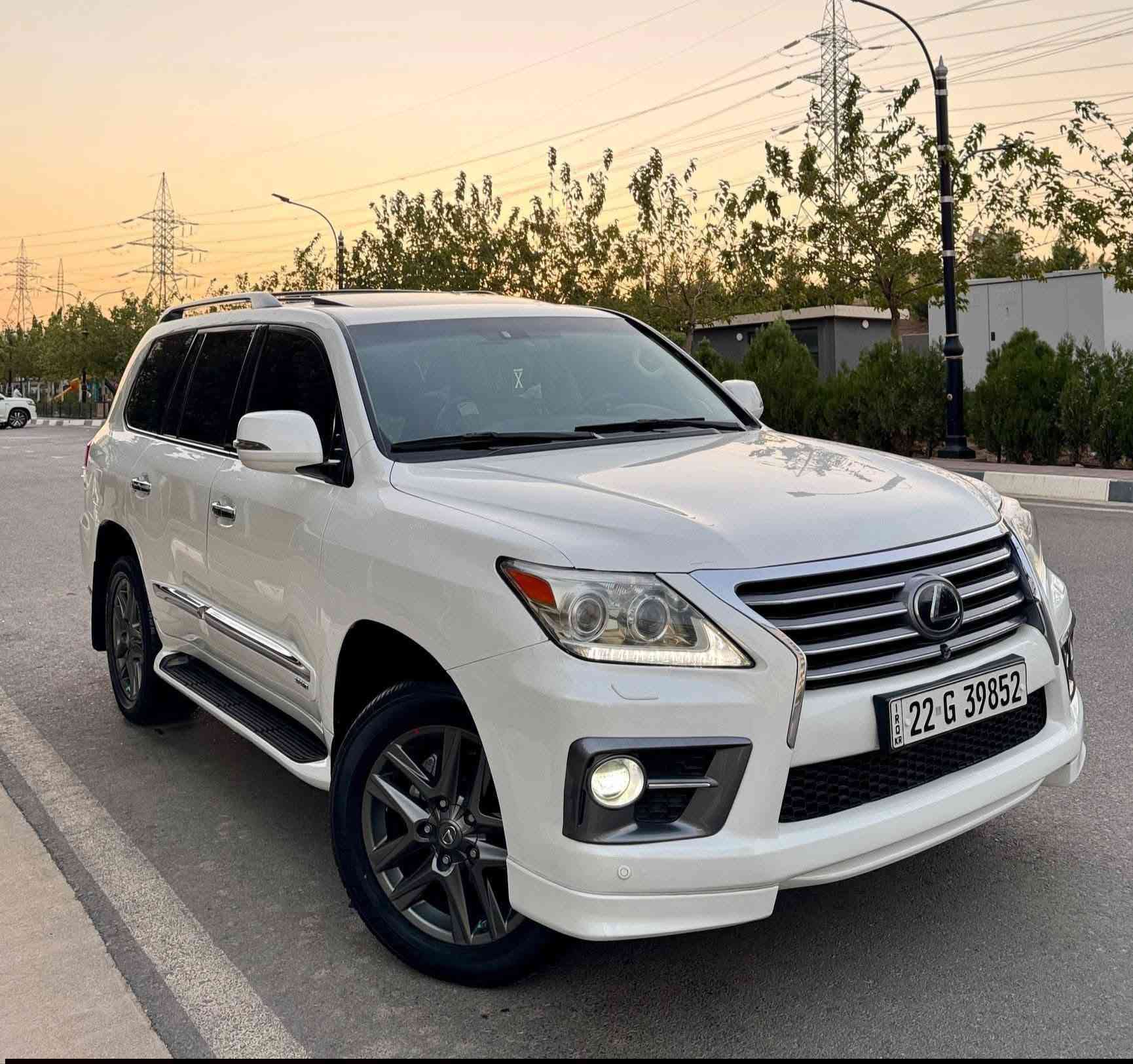ليكزز  2014   خليجي  بريمى   فول  مواسفات LX 570
سياره (٦ ) كوشنات كهرباي (٤ ) دگم داخل مشمش 
سياره (8) ايرباكات  ٣شاشات
بدون صبغ   كفاله عامه بشرط سونار
سياره ماشيه    ١٣٥٠٠٠ الف كيلومتر حقيقي
4 اطارات و ويل جديد شريكه 
سياره محرك و الكير بشرت مامفتوح جديد جديد
سياره حيل نظيفه كلشي علي بلادي  كل غراض بلادي موجودة
مواصفات
(بصمه .. الانزلاق .. كشن جلد  .. ثلاجه ..  زينون . .. نيظام ايكو .. كوشنات تبريد و تدفية .. رادار
.. ستيرن كهربائى سندوق شفط .. جكات .
تشغيل عن بعد ..  باب بصمه ) 

(سیارة سنوية هذة براد جديدة)
نفس اليوم تحويل  حاظر مباشر
 سياره داخل / سليمانيه

رقم صاحب السيارة 
***********
