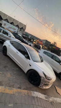 تيسلا مودل 3 2023 للبيع سنكل ✅  ماشيه 42 الف مايل ✅  اونلاين ✅  رقم شُ...