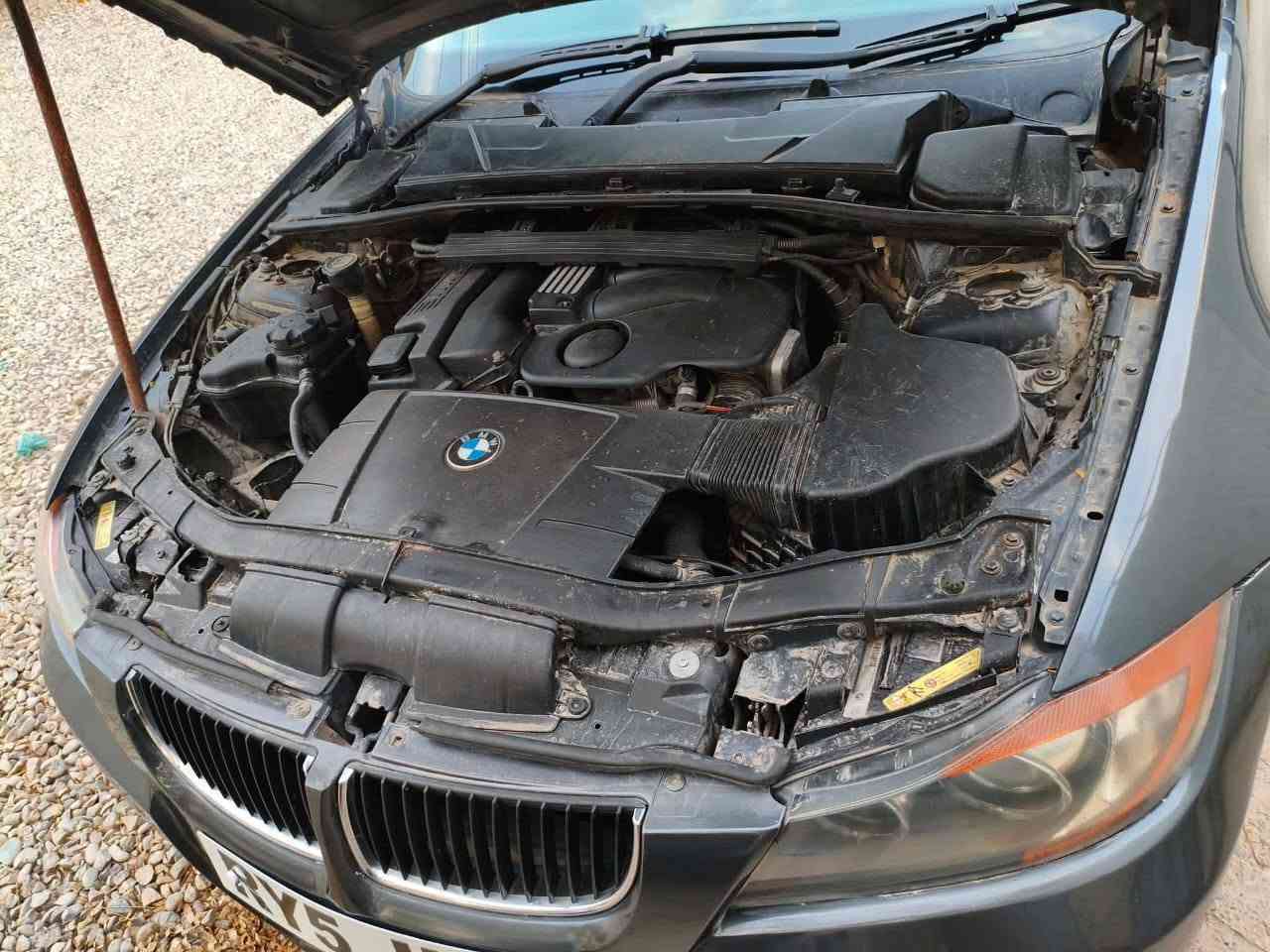 ئەوروپی سوکان عەکس BMW e90 مۆدێل 2005چوارپستۆنی بەنزین  شەش گێر.  بەسمە .  تەبریت کارەبای گێچ هەموی ئیش دەکات .   . بەنزین کەم دەخوات  
ناونیشان کۆیە
بۆ زانیاری زیاتر تێل بکە 
***********واتس ئاپ .ڤایبەر

بۆ زانینی نرخ کۆمێنتێک بکە ڕاستەخۆ دێت بۆت ✅❤️
