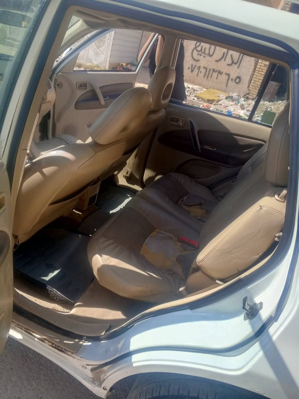 سلام عليكم البيع تيكو الفين 20011 كير مكينه مكفولات تبريد نقصه بس غاز بسمي مكان بغداد البياع تقاطع درويش رقم الهاتف ***********
