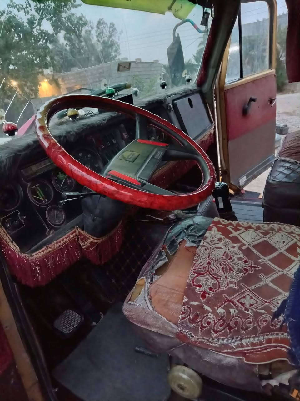 موديل 80 • دفع رباعي • محرك مكفول