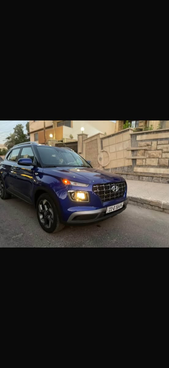 ڤينو للبيع موديل ٢٢
امريكي حادثها جاملخ وبنيد مبدل + مصبوغ دعاميه بلاديه ازرق اشتريتلها   
سياره نضيفه حيل ماشيه ٤٣
 السعر ١١٧ وبيها مجال بسيط 
الشراي يخابر ***********
