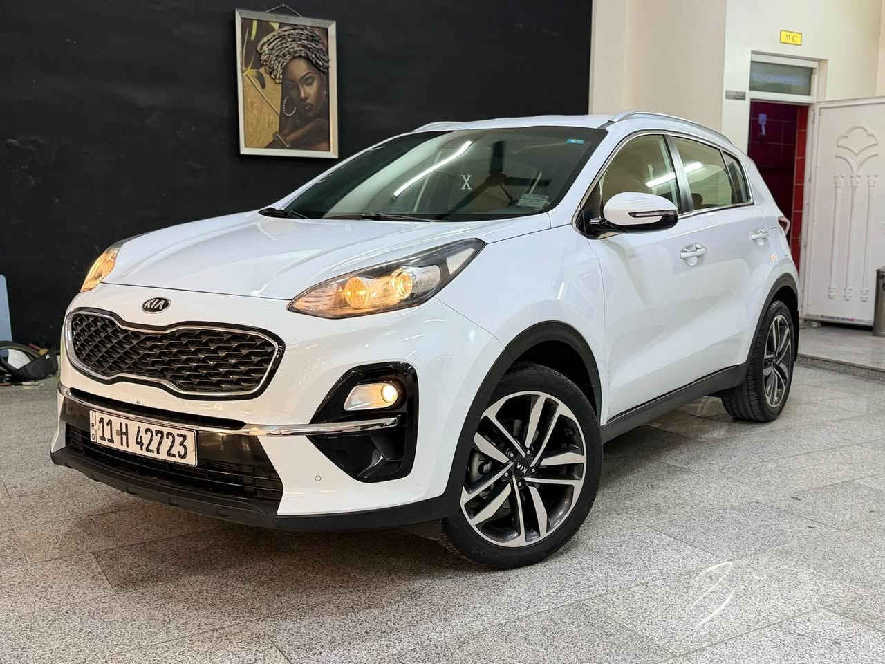 كيا سبورتج 2020
خليجي مكفوله من الصبغ والتبديل 
رقم بغداد جديد 
مستخدم عداد 68000Km
مواصفات  
مكينة 2.0
داخل حمصي
قماره حديد 
شاشة كبيره اصليه 
كامره خلفيه 

‎حساس خلفي 
حساس امامي  
يدات نيكل 
مري كهرباء 
تحكم ستيرن  
تبريد قطعتين 

مكانة بغداد الكراده 
***********

