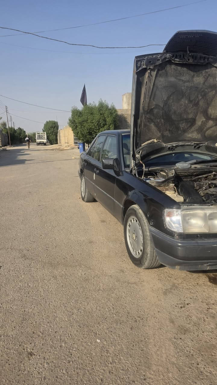 السلام عليكم....
مارسيدس دب 1990 محور 3000
تحويل وكالة رقم أربيل تبريد شغال 
مكان السيارة بغداد/حي النصر 
السعر 55$
الاستفسار***********
