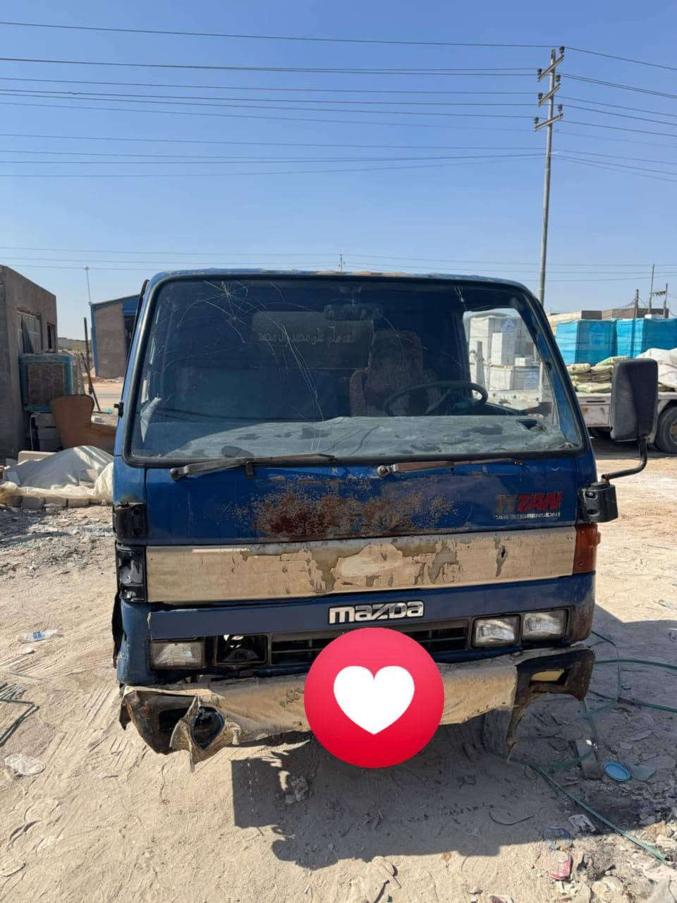 سلام عليكم مازدا قلاب رقم بصره ألماني مكينه جديده سنويه صاقطه سعره 46 وبيها مجال قليل ***********

