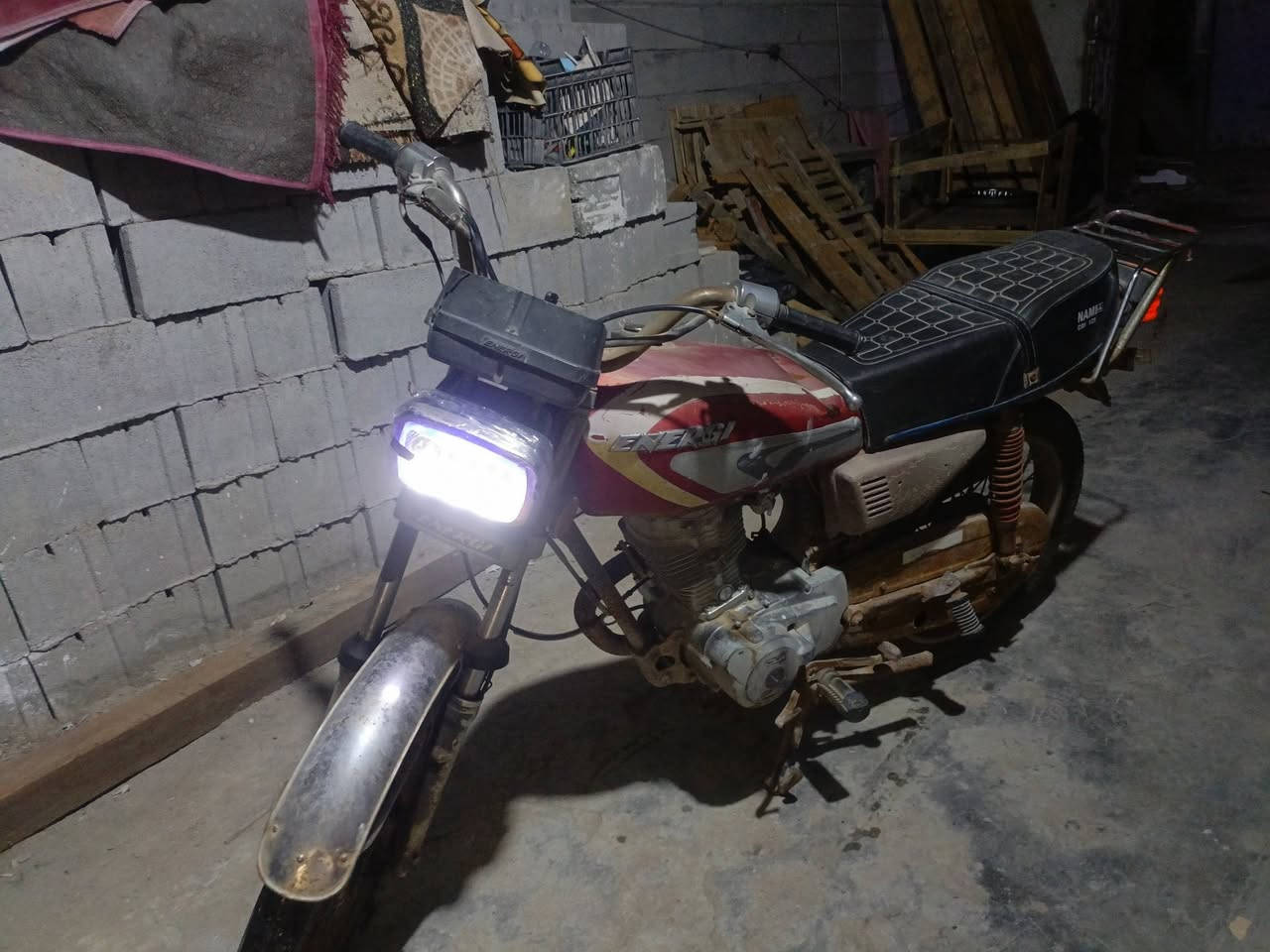 دراجه إيران نوع انيرجا ادوات بدون ارقام السعر 350
وبيها مجال العنوان ابي الخصيب البهادريه قرب محطه الغاز للاتصال
*********** بيه وتساب
