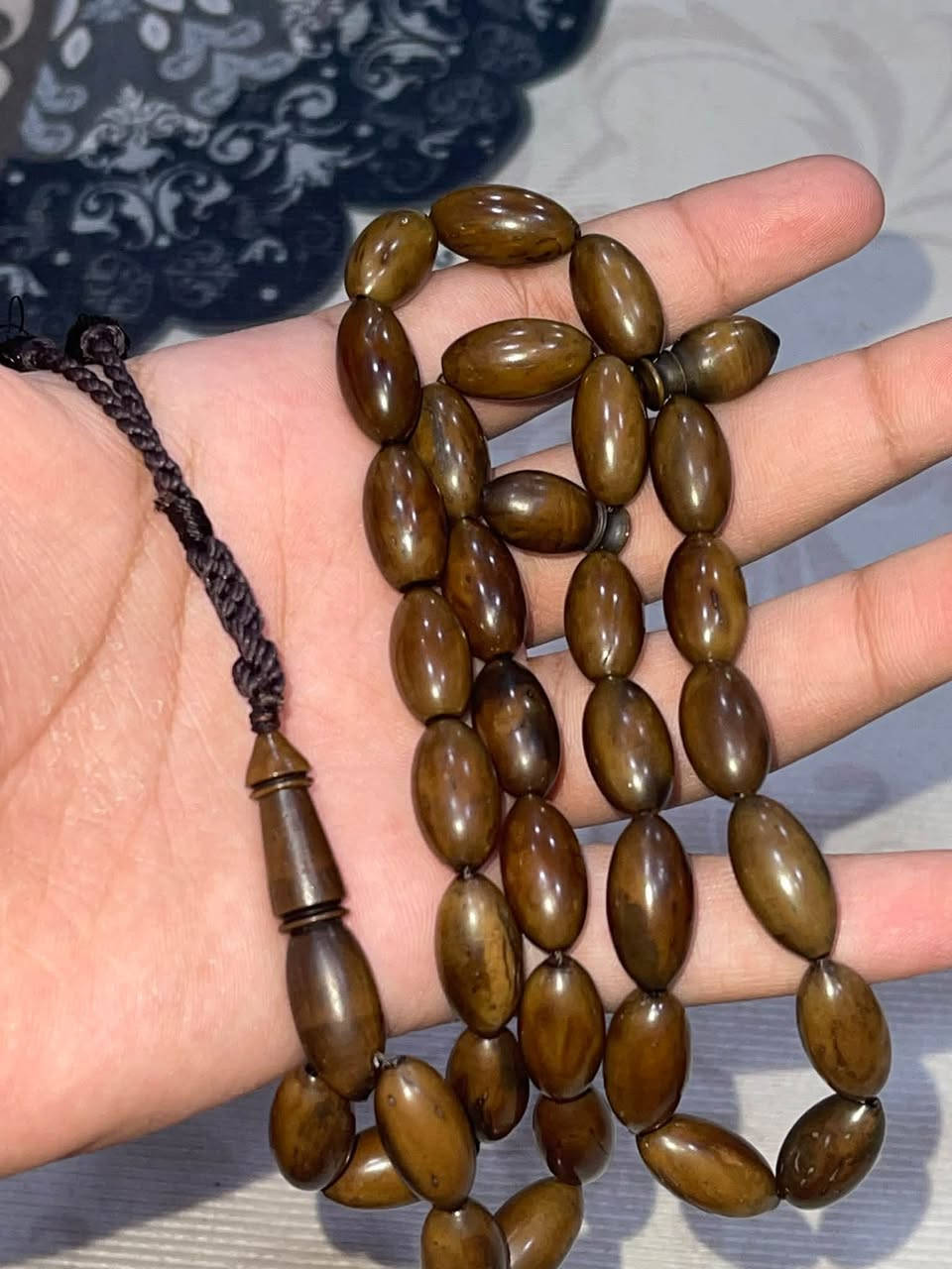 سبحه نارجين قديمه اصليه قديمه شرط ٣٣ خرزه خشنه سعرها ٢٠ الف بغداد مدينه صدر ***********
