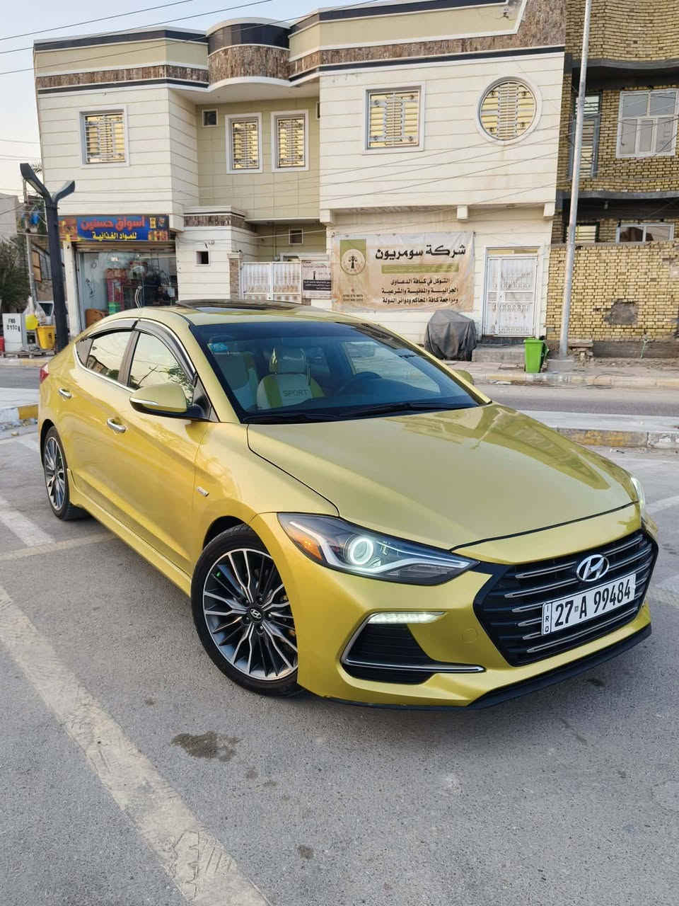 سلام عليكم 
النترا سبورت لون مميز ذهبي 💛  . موديل 2017
حره تحويل مباشر رقم ذي قار فول الفول أعلى فئة بالسبورت✅ وارد كندي السيارة عل بلاد واستخدام نضيف
تشغيل عن بعد .
فتحة .
بصمة .
كشن جلد حضن.
ستيرن حرف D رياضي.
تدفئة بالكشن .
تدفئة بالستيرن .
رادار جانبي .
شاشة 12 انج بلاد .
كامرة دوارة .
حساس خلفي بلاد .
سستم صوت انفنتي.
دمام خلفي وامامي.
تبريد منفصل .
دشبول وبطاين كاربون فايبر 
ويل كب حجم 18 .
انارة ترحيب باليدات.
بگلايت لد .
لد نهاري ولايت زنون بلاد
دوس جانبية بلاد.
دفيوزر خلفي رياضي.
صوت گزوز رياضي .
محرك 1600 تيربو ✈️ 
گير DCT دبل كلچ 7 نمر
السيارة كلة تختلف مو مثل النترا العادية 
السيارة بدون ايرباك ولا تبديل القطع نفسهن مصلحات راديترات والبدنة مال الشركة حادث كلش خفيف 
مدوشمة أرضية والكشنات تفصال فوگ البلادي شغل مرتب بالنواب 
محرك وگير وتبريد وحدادية كلة عل فحص مكفولات وجاهزة من كلشي 
السعر 133👉 وبية مجال .
 مكان السيارة ناصرية مركز المدينة 
للاستفسار ***********
