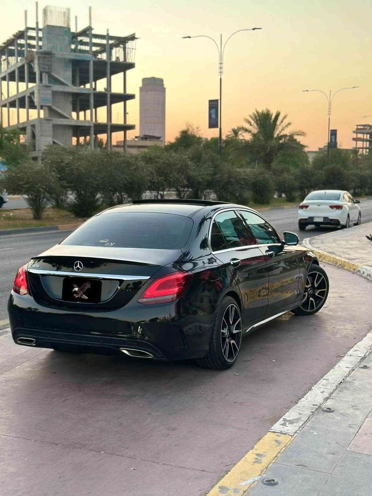 السلام عليكم
للبيع Mercedes C300 2018  

بانورامـــا 

دبل ماوس

داخل احمر❤️‍🔥

بصمه + بصمه أبواب 

دعاميه 2020

بك لايت2020

لايت عدسه 

بك لايت لد 

كشنات تدفئه +خزن ميموري

5انضمه وضع القياده (ايكو-كومفورت-سبورت-سبورت بلس-اندڤجول)

 

ماشيه 60 الف

والسياره فول مواصفات بموديلها 

وجديده كلش تخم تاير جديد ودهن جديد 

الحادث بسيط جدًا بأمريكا طخه اصبعين تقريبا بل بنيد فقط

وبل عراق الجاملغ الخلفي من صفحه السايق انصبغ اثر شخط فقط 

وبيها pdr بل باب 

السعر مناسب 

***********
