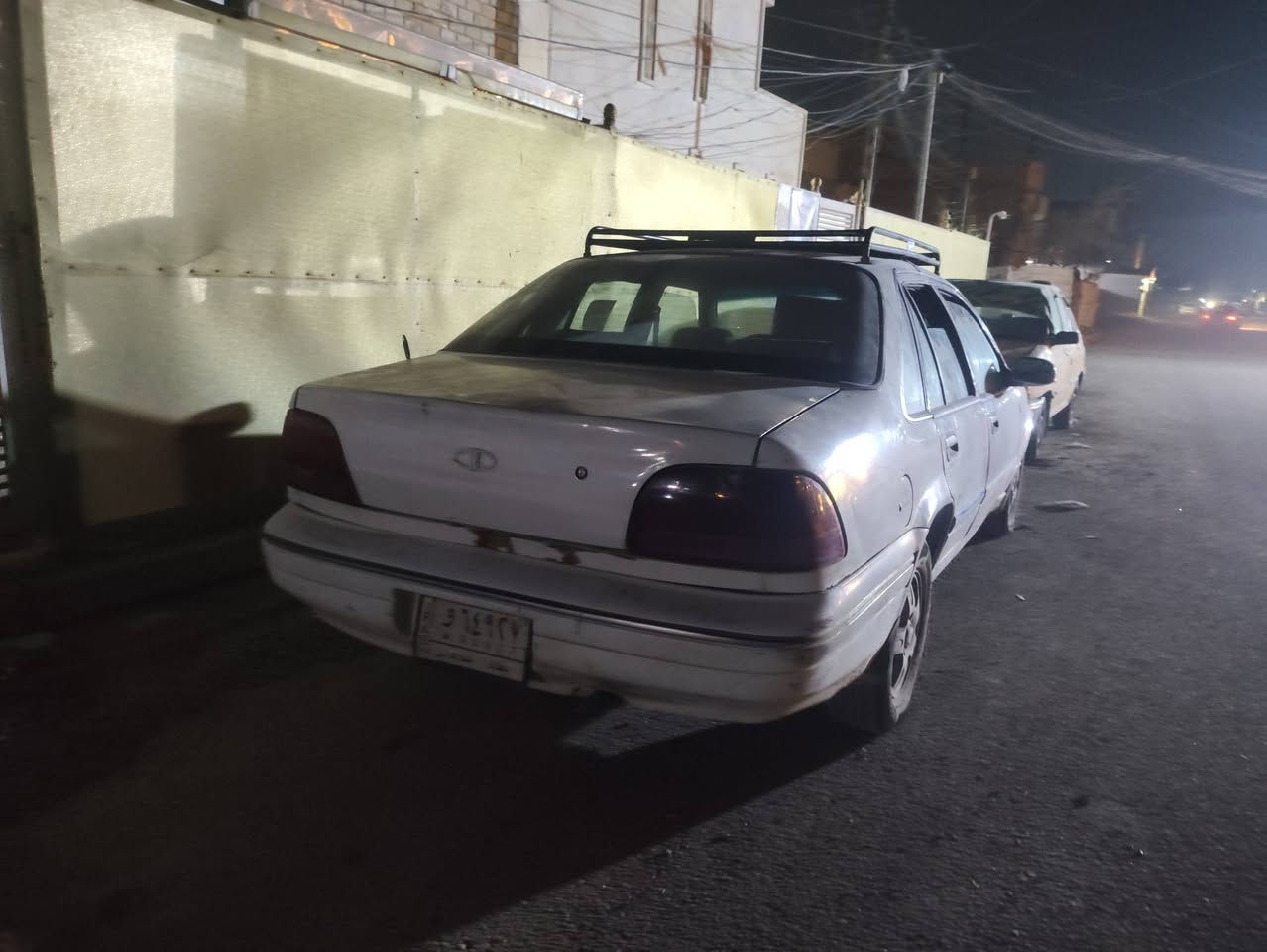 السلام عليكم برنس فراشه موديل ٩٦ تحويل مباشر كير محرك صدر كلها نظيف طخم تاير تبريد نقص غاز سياره مال شغل للاتصال *********** موجود واتساب السعر المطلوب ٢٧ مكاني بغداد التراث
