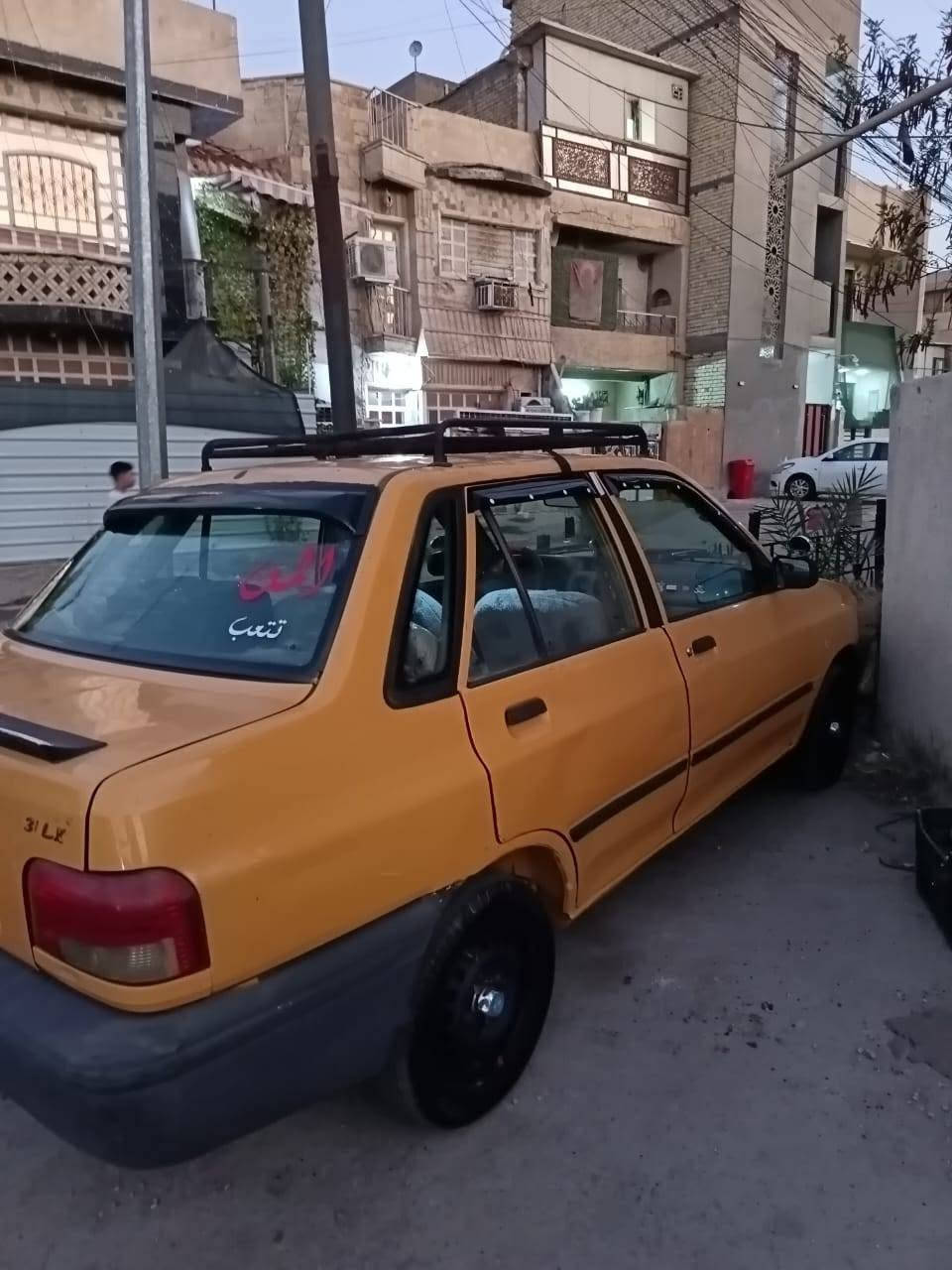 سايبه للبيع موديل 13 هيئه غرامات  مرور مصفره هزه جديده شواصي مقفوله سياره ما تصرف عليها بيع مستعجل 27 وبيها مجال مكان السياره شارع فلسطين السياره باسمي ما متواجد فيس اتصل على الرقم ***********
