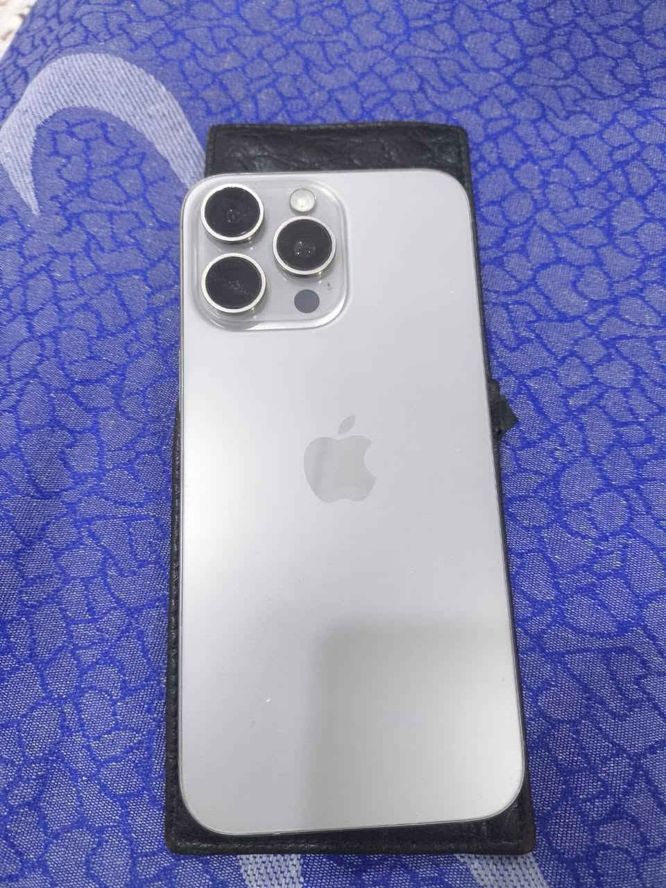 ايفون 15 Pro MAX بطارية 87 ذاكرة 256 شرق أوسط مع العلبة ويا الجهاز سعر مليون و 100 وبي مجال
واتساب *********** محافضة ديالى
