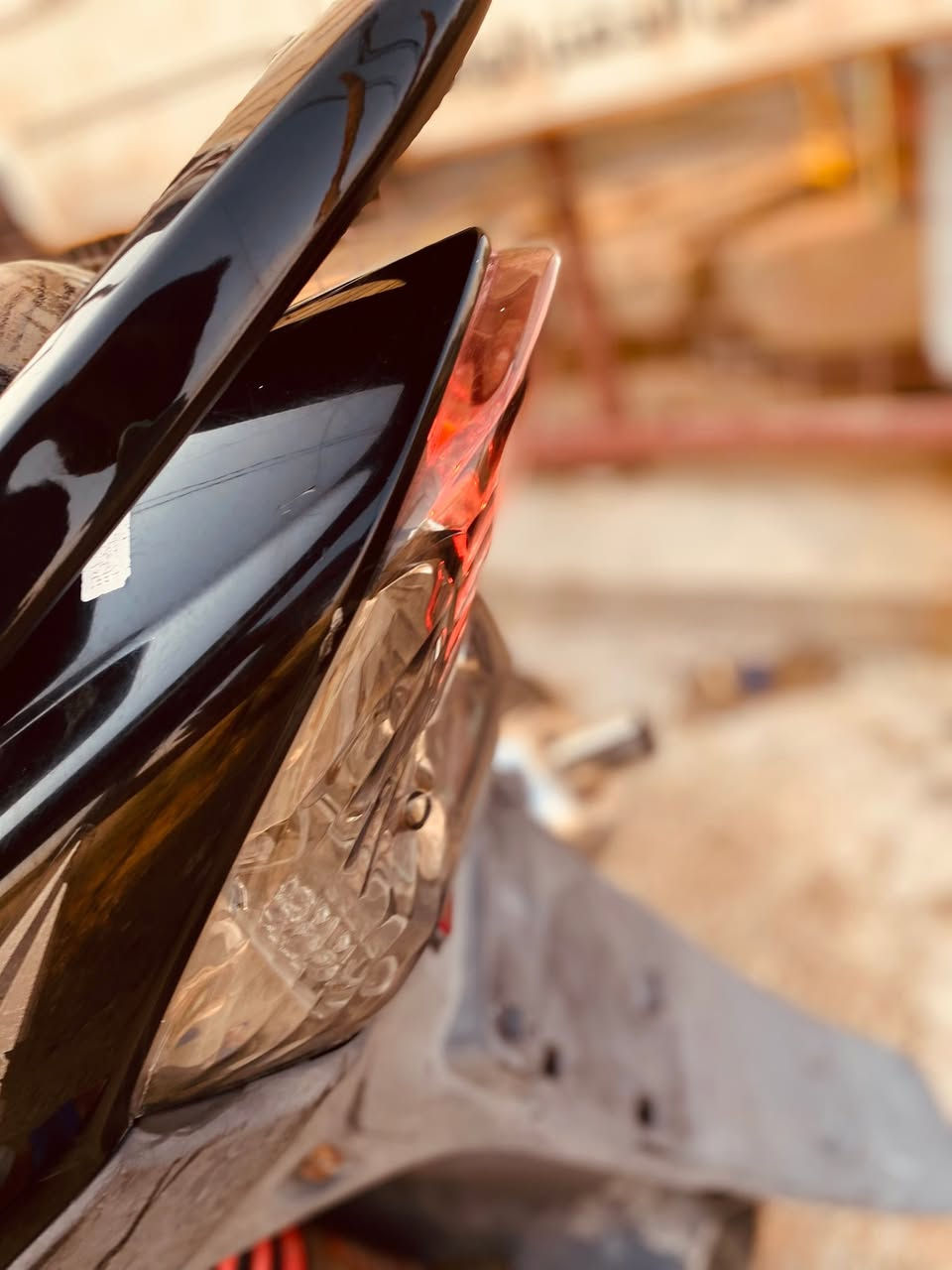 ماكس عدله كفاله عامه دراجة ماصارله هواي من طالعه من الرمبة مكينه مافمفتوحه كفرات ختم واحد وي المكينه سعر الدراجة 950 وبيه مجال للشراي 
***********
