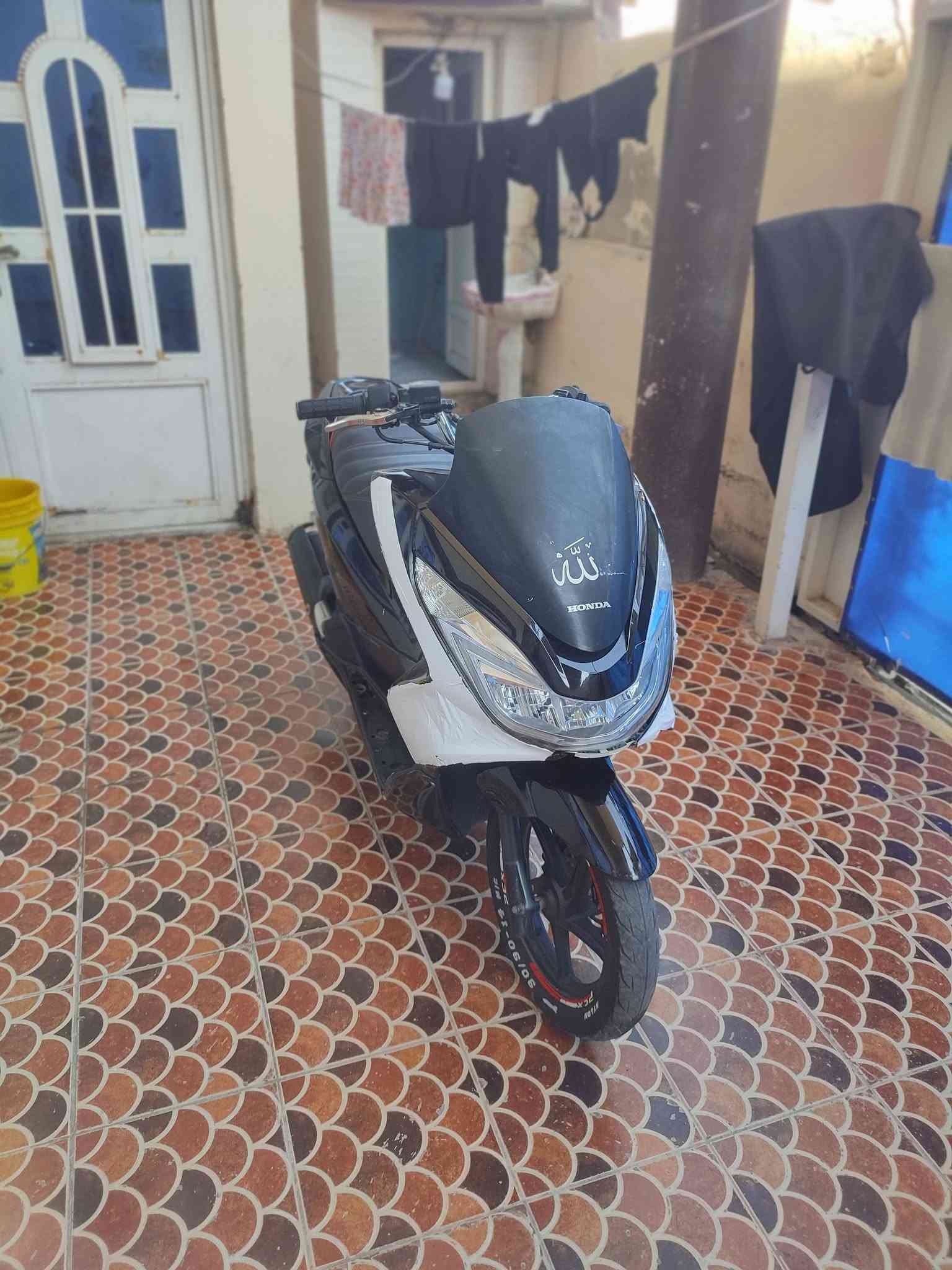 سلام عليكم شباب عدي دراجه بي سي اكس جيل 2 دراجه مفتوحه السعر مليون وبيهة مجال الاستفسار عل رقم ***********
