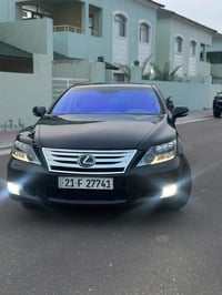 لكزس LS600 • هايبرد V8 • دفع رباعي