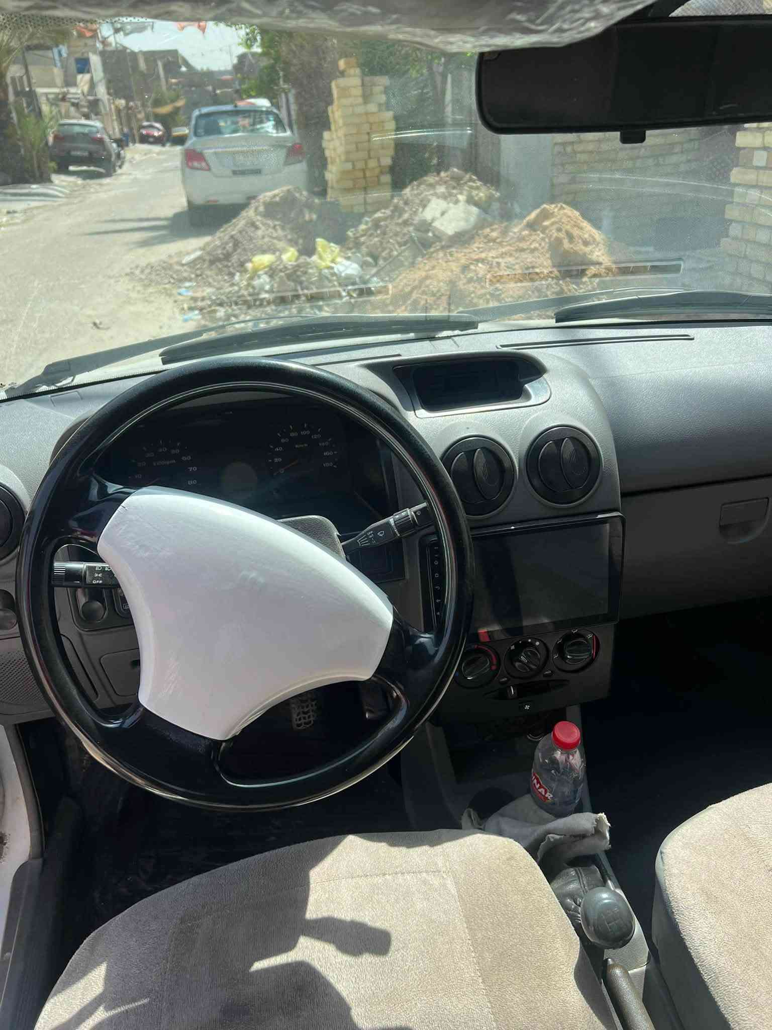 سلام عليكم سايبة موديل ٢٠١٢سيارة كفالة لا ضربة لا صبغ لا تبديل شواصي كفالة تبريد شغال جاهزة سيارة من كلشي المكان بغداد البلديات ‭***********‬

