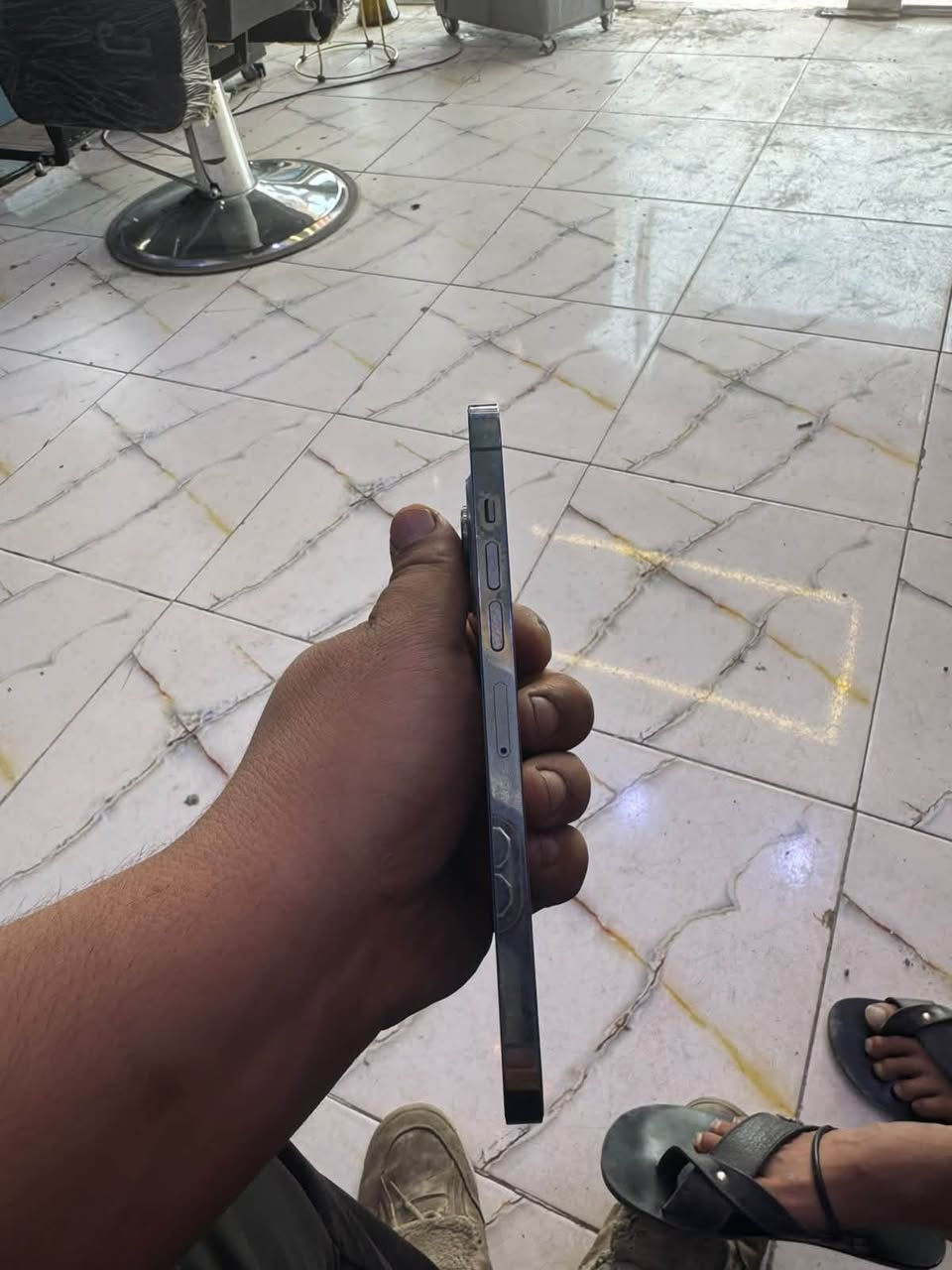 ايفون١٣برو ماكس ذاكره ٢٥٦بطاريه٧٦مكفول وتر برو ب٦٥٠وبي مجال مكان ديوانيه ***********
