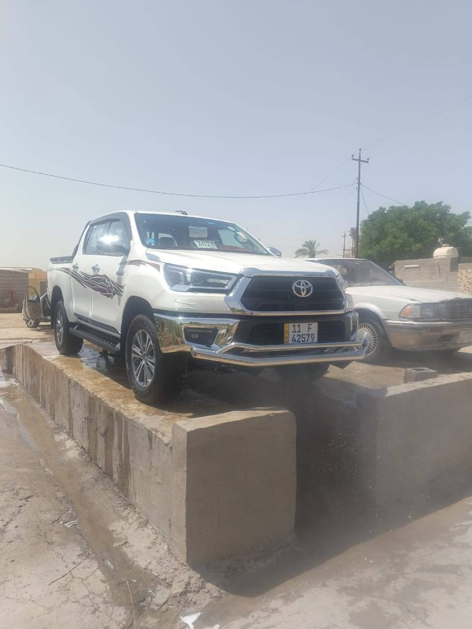 بيك اب تيوتا فور ويل   للبيع موديل ٢٠٢٥ مكفولة كفالة عامة حتى من الشخط رقم بغداد ١١ باسمي  ماشية ١٧ الف  تحويل مباشر  رقم الهاتف السعر ٣٤٥ ورقة  ***********2    /    ***********
