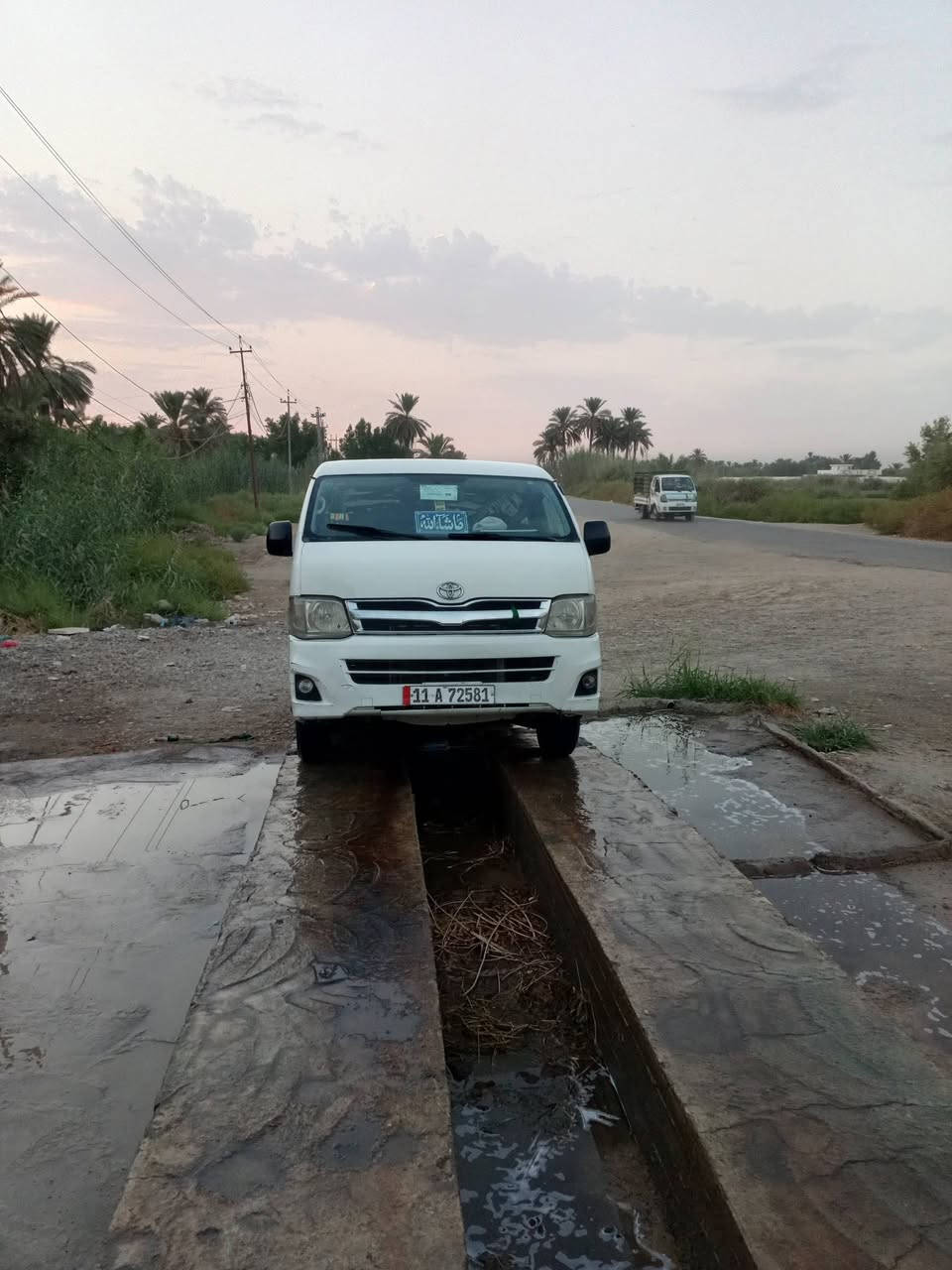 سلام عليكم  هايسه ثليثيه للبيع 2009)١٨راكب رقم بغداد بسمي مصفرهش30815405 078
