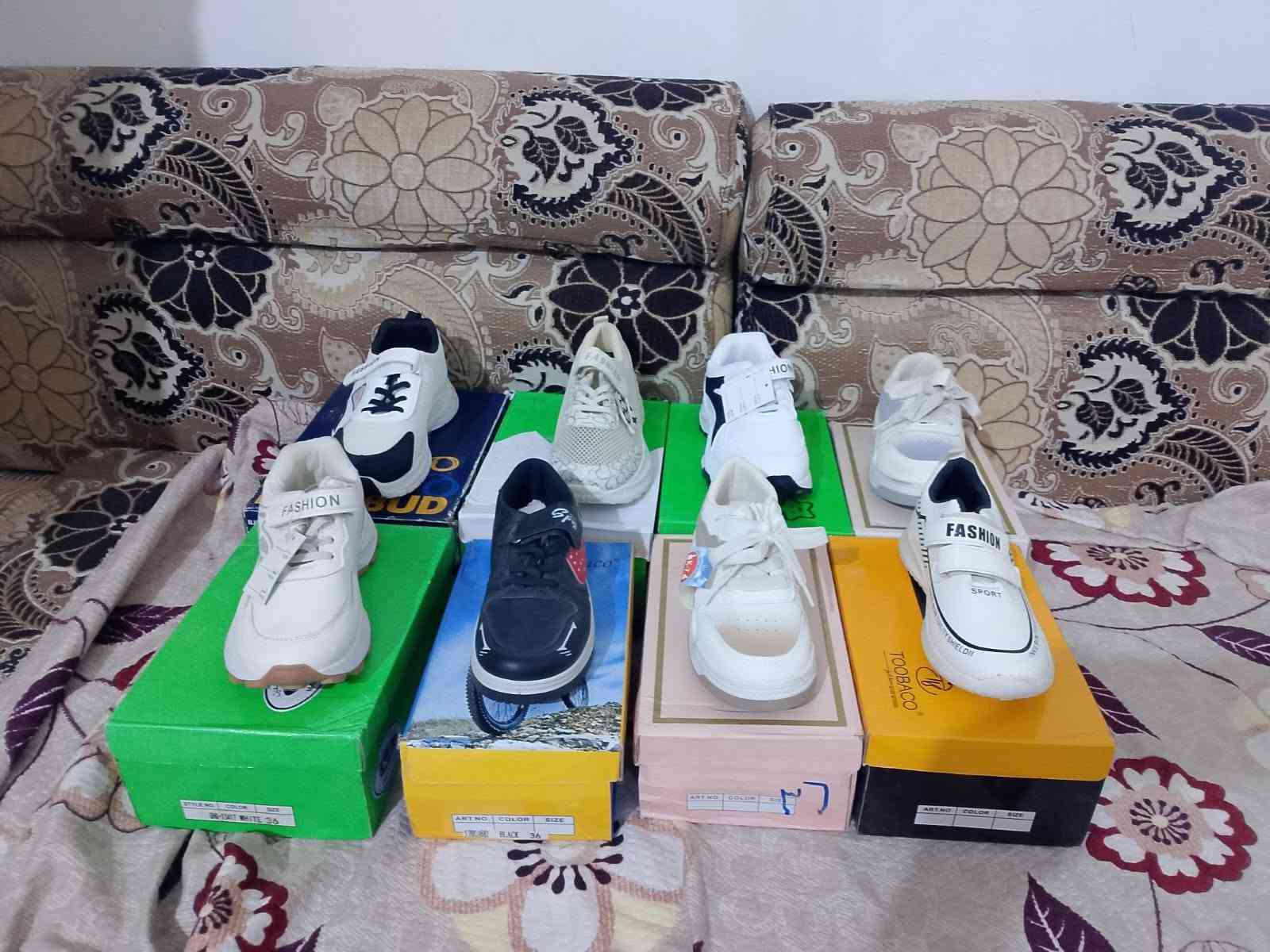 شلعه احذيه تعزيلة محل اخر قطع باقيه قليله سعر القطعه ب خمسه فقط رقم *********** الإتصال بلرقم ناصريه مركز
