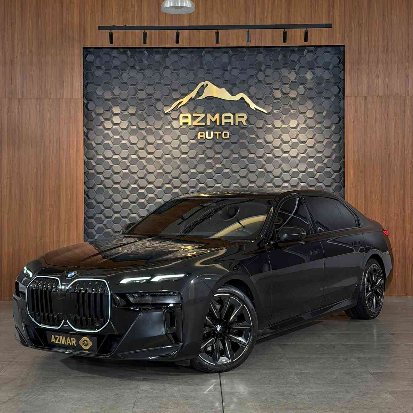 الكرستالة💎
BMW 740i individual ⚜️
شاشة السكف + ابواب رولز + سكف رولز
‎موديل : 2024
كلين تايتل🔥
لون اسود و داخل قرميدي 🔥
ماشية : 30 الف فقط

مواصفات السيارة فول الفول  
شاشة السكف theater screen
ابواب رولز ( كهرباء)
سكف رولز (sky lounge)
جكات
سماعات Bowers & wilkins
داتاشو
ناضور بيها
‎تشغيل عن بعد
رادار امامي و خلفي
اوتو بارك
٥ كامرات
صندوك شفط
انارة كرستالة متعددة الالوان
كشنات جلد 
كشنات تدفئة
ستيرن هيتر
كشنات كهربائي
كشنات ميموري
ويالة M بلادية
ستيرن M بلادية
شاشة بالابواب الخلفية(تحكم مواصفات السيارة)
تصاميم (My mode) تبديل الاوضاع
اوتو هولد
تحكمات كامل الستيرن
تغير اشكال الكيج

مواصفاتها متخلص و بعد هواية متنذكر

السعر : 870$ ورقة

للاستفسار : ***********

العنوان : السليمانية المعارض الجديدة شركة ازمر اوتو معرض رقم ٣٤
