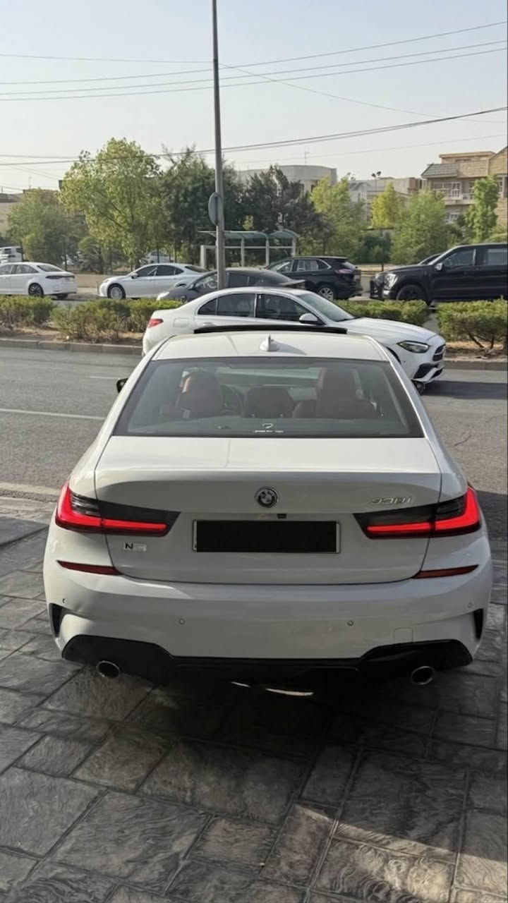 BMW 
330
Kit M
2021
49.000mile royiya
3 parchay sbugha
Naw sor 
230 waraqa w majal
Nmunaya la jwani
Bo zanyari
***********
————————————
بي ام 
٣٣٠
كيت ام باكج
٢٠٢١
٤٩.٠٠٠ميل ماشية
٣ قطعة سبغ
داخل احمر
٢٣٠ ورقة و مجال
سيارة كلش نضيف 
لتفاصيل 
*********** أربيل, العراق
