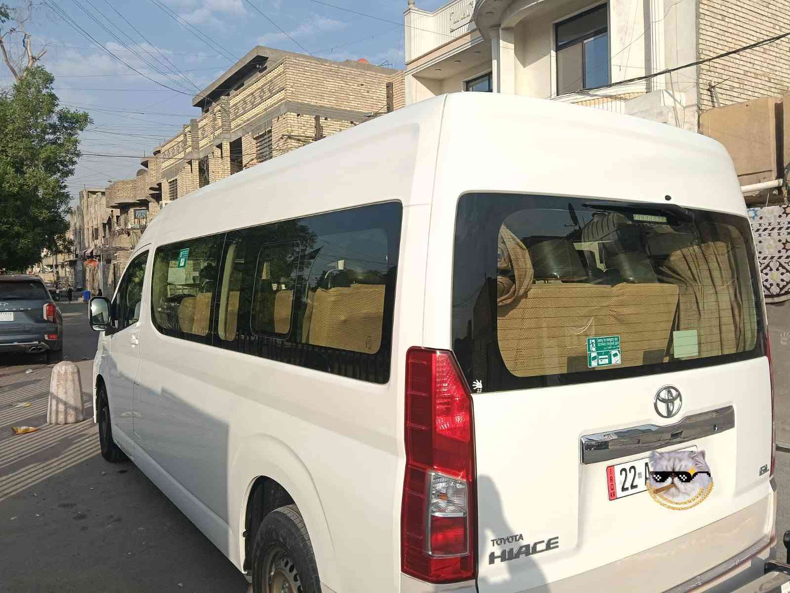 سلام عليكم هايس موديل ٢٣فول عده لباب مو كهرباء ماشيه ١٥٤ كير عادي بانزين مكفوله حداده صبغ ماعده الموضح بصوره بارد بدون صبغ سعر ٣٨٠ بيهه مجال حك جيه مكان بغداد مدينة الصدر رقم ***********
