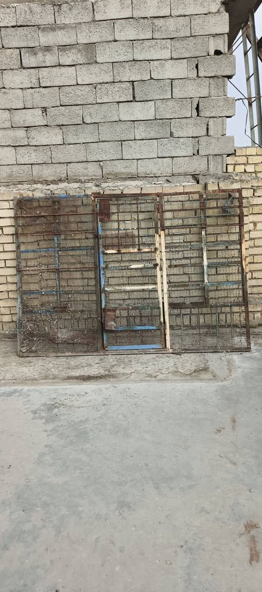 واجهيات • ٢٫٥م عرض • ١٫٨م ارتفاع