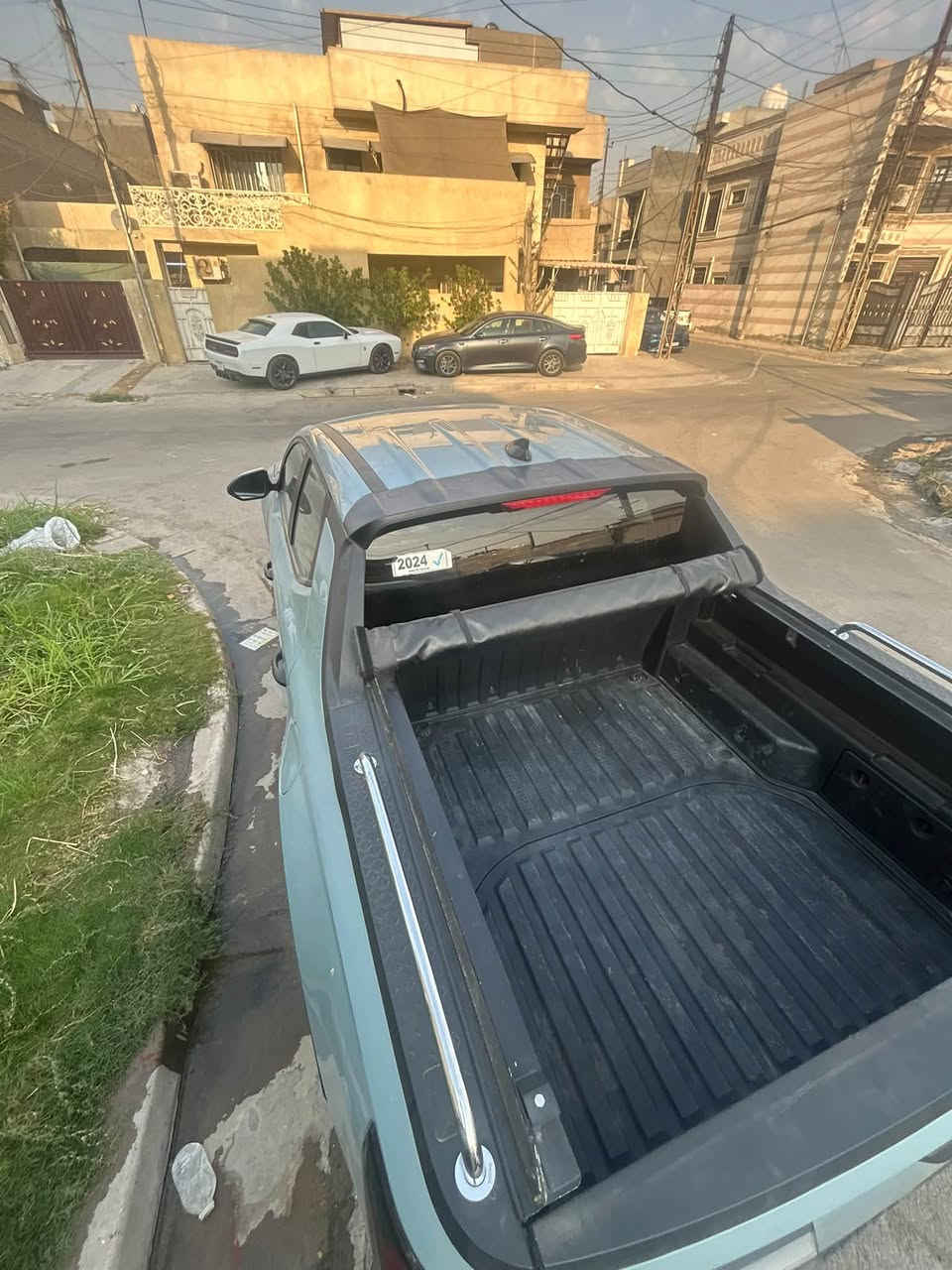 سلام عليكم سنتا كروز
موديل 24
حادث طرف جاملغ وبنيد 
فور ويل 
فول عدا الفتحه 
لون مميز بحري
تحويل ثاني يوم 
سياره فول مواصفات وسيارة دخول جديد 
السعر /205وبيها مجال مكاني بغداد السيدية 

+964 771 060 0205
