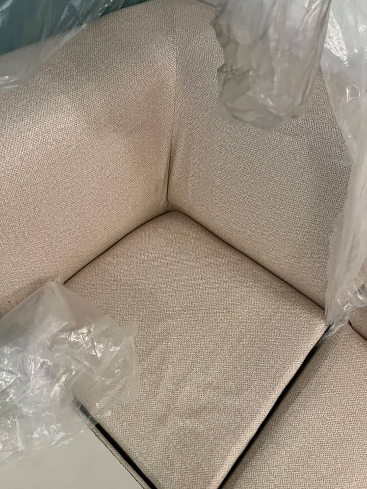 طخم عراقي موديل تركي
5 متر 
جديد بعدو مامستعمل بس  صغير طلع عدنا 
سعر الشراء 550
نبيعو ب400بينو مجال 
الرقم

***********
