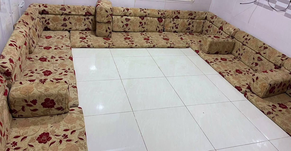 جلسه سعوديه • ١٤ متر • ٧ دواشك
