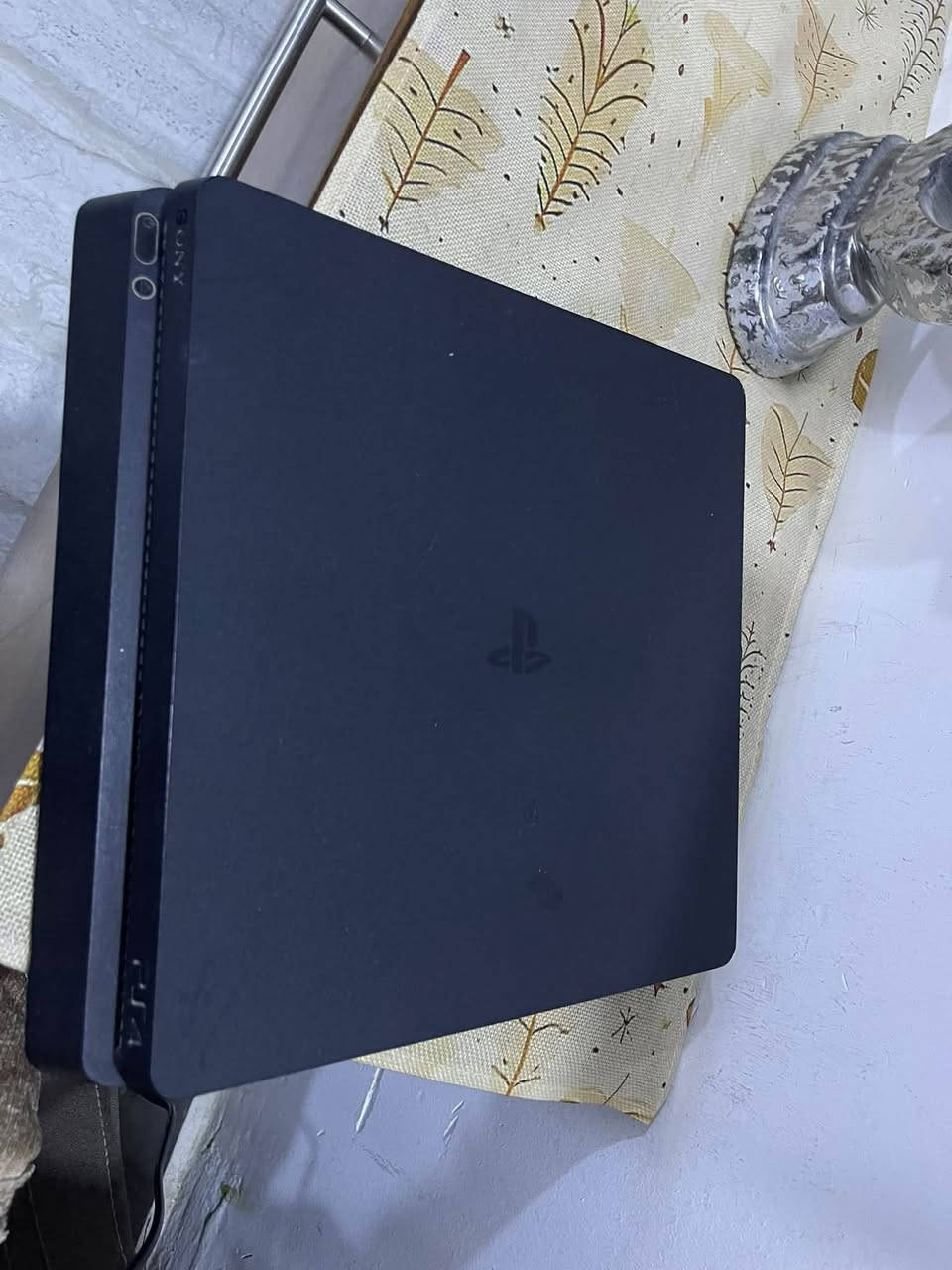 متوفر بلي 4سلم جهاز نضيف كلش ومامفتوح مهكر قرص تهكير ويشتغل اونلاين مع يدات عدد 2وحده اصليه سعر275وبي مجال عنوان شهداء البياع ***********
