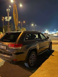 جيب لمتد 2019 فول الفول كير ومحرك وصدر بشرط  تايرات جديده  السعر 188$ ...