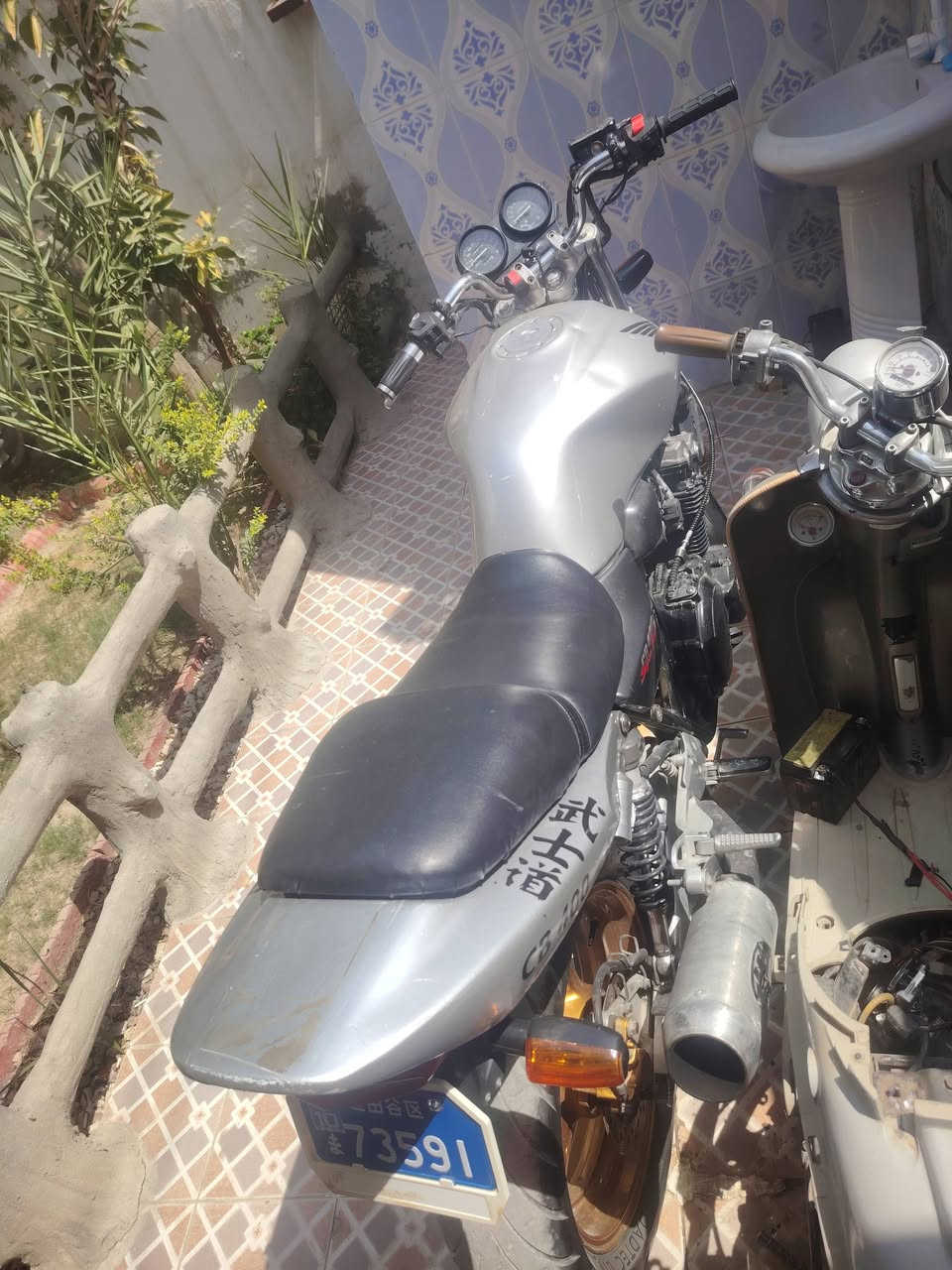 ر سيبي فور جيل ٢ دراجه نكره خير من الله مكينه مبدل رنكات فقط حاله حال البلاد  مراوس بوكسر لو ديواني السعر ١٥٠٠ مكاني ديالى كنعان ***********

